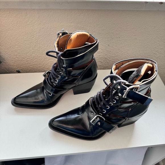 CHLOE RYLEE BOOTS - Picture 3 of 14